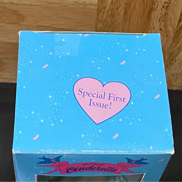 Vintage Disney Cinderella Grolier First Issue Christmas Ornament - Picture 3 of 15